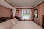 Keystone Suite with queen bed